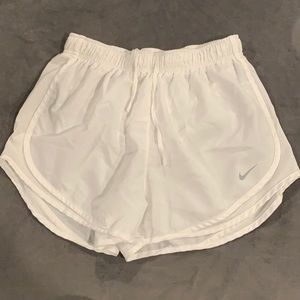 White Nike dri fit shorts Size - adult M
